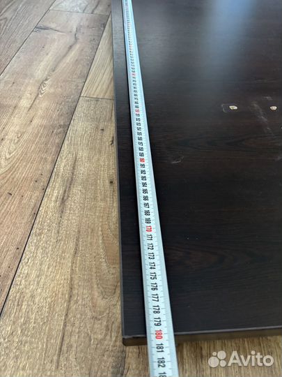 Подставка на колесиках