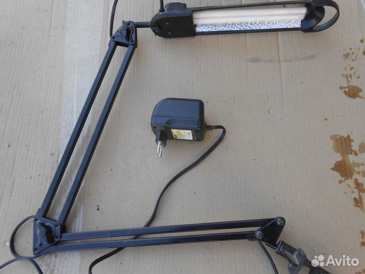 Лампа настольная