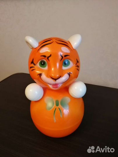 Неваляшка новая