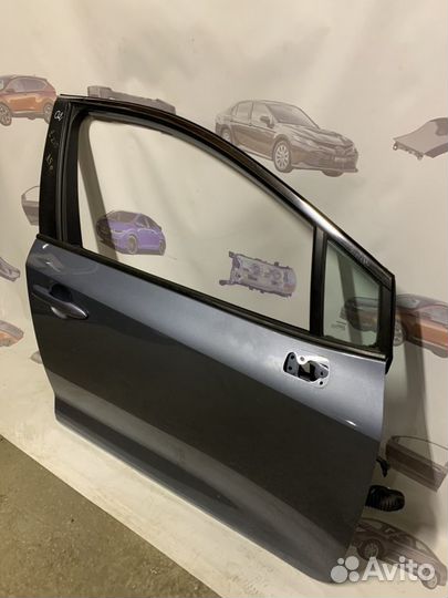 Toyota Corolla 210 дверь передняя правая