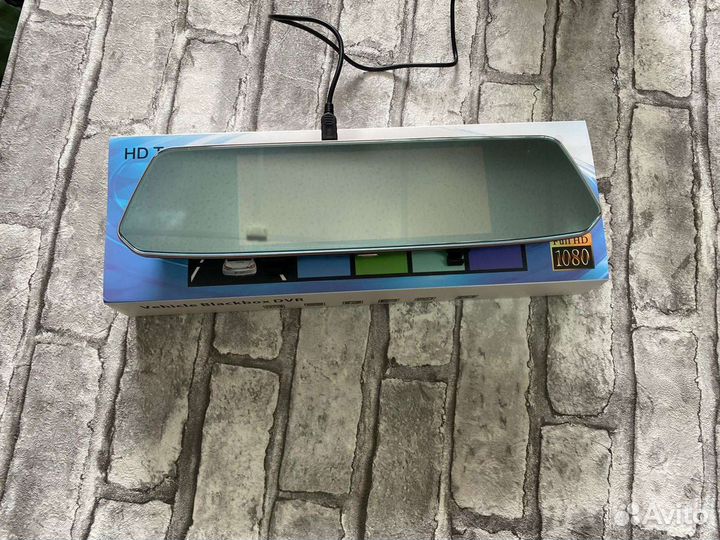 Видеорегистратор-зеркало с 2мя камерами сенсор