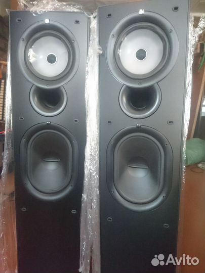 KEF Q65