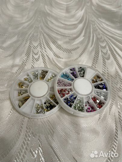 Стразы для ногтей