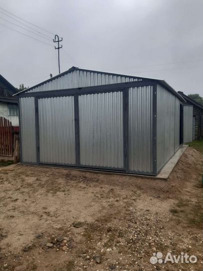 Гараж металлический двускатный