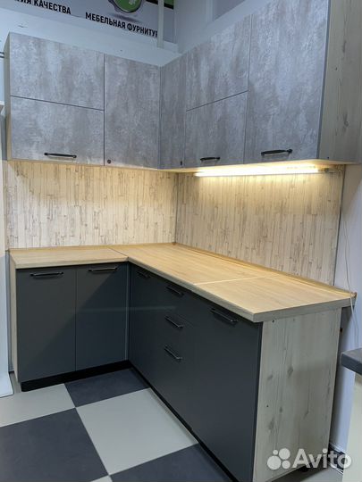 Кухонный гарнитур новый