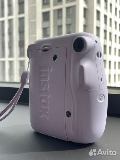 Плёночный фотоаппарат Instax mini 11