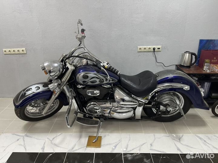 Suzuki Boulevard C50