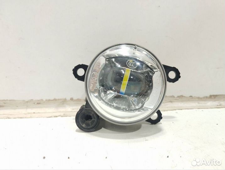 Фара противотуманная левая Mitsubishi Outlander