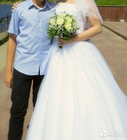 Свадебное платье