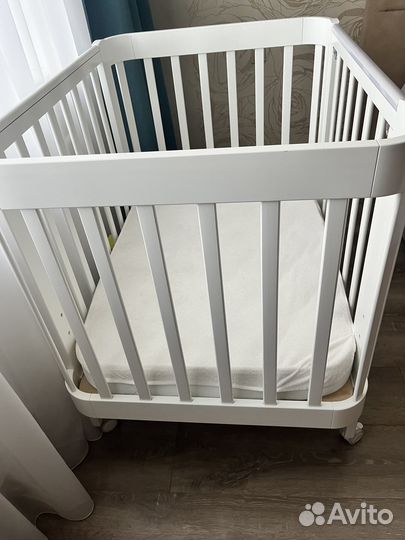 Детская кроватка happy baby mommy lux