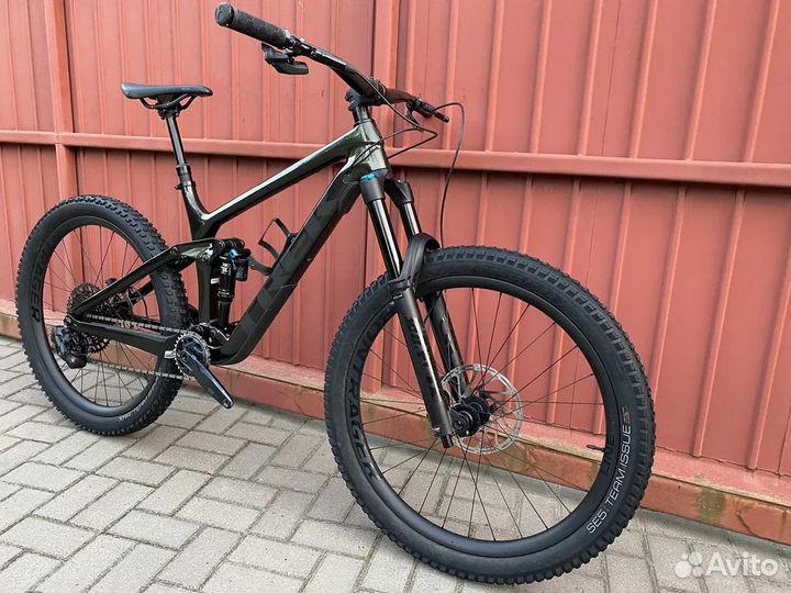 Топовый Trek Remedy 9.8 AXS