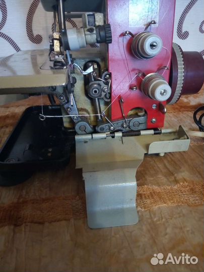 Оверлок мкб 1.Настроить