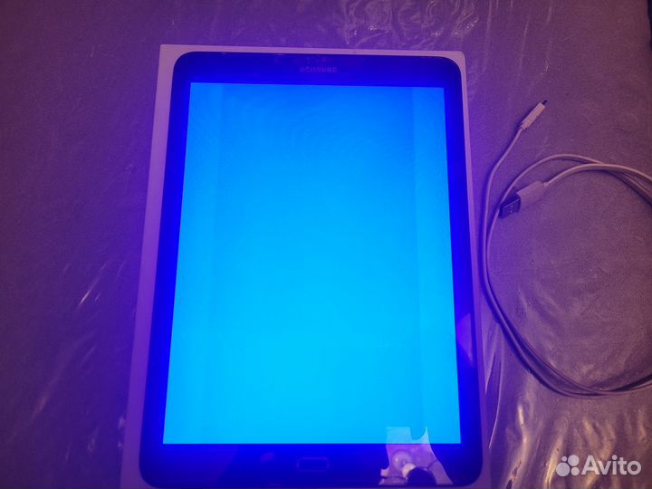 Samsung Galaxy Tab S2 9.7 SM-T819