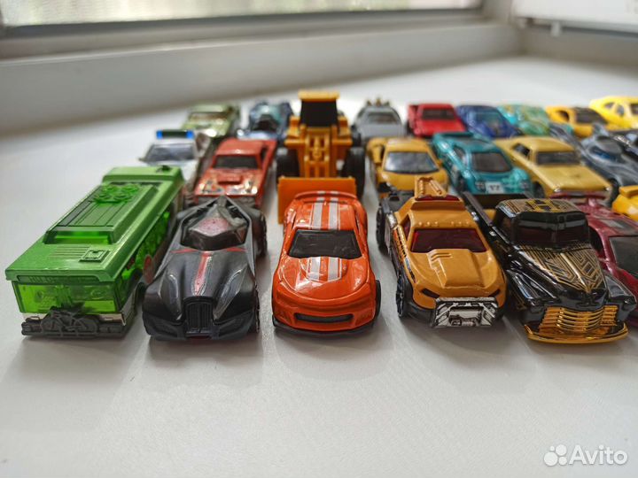 Машинки 28шт Hot Wheels / Хотвилс
