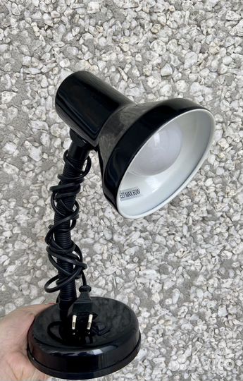 Светильник настольный