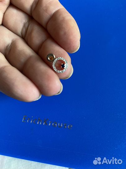 Золотой кулон