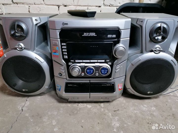 Музыкальный центр lg lm-m140