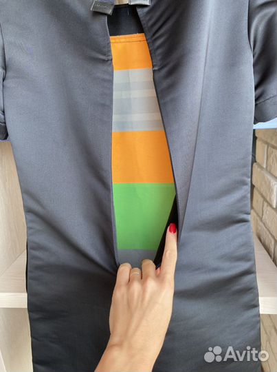 Платье Max&Co Очень стильное