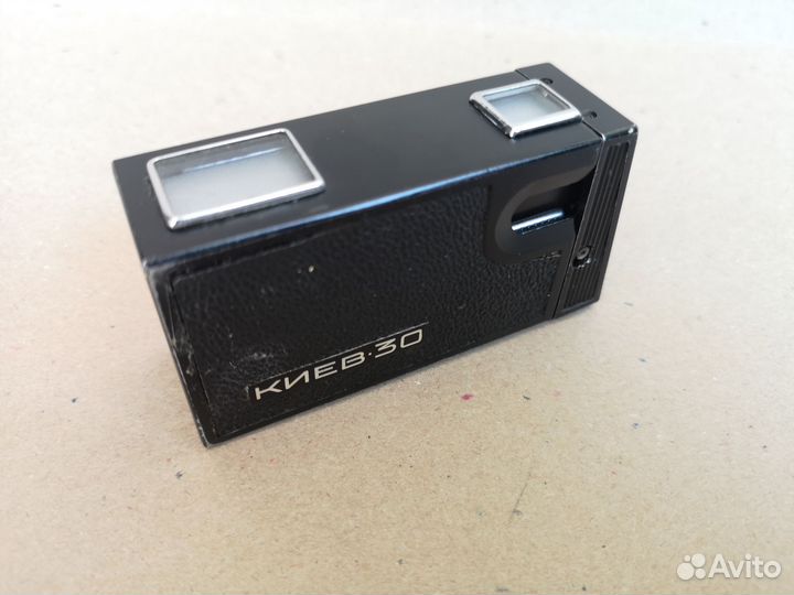 Пленочный фотоаппарат Киев 30