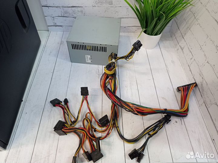 Блок питания Inwin Power Rebel 600W