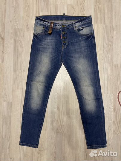 Джинсы б/у 28 размер Dsquared