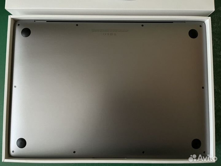 Apple MacBook Air M1