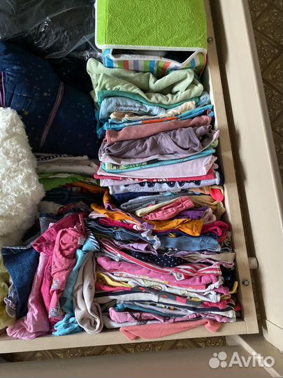 Детские вещи много