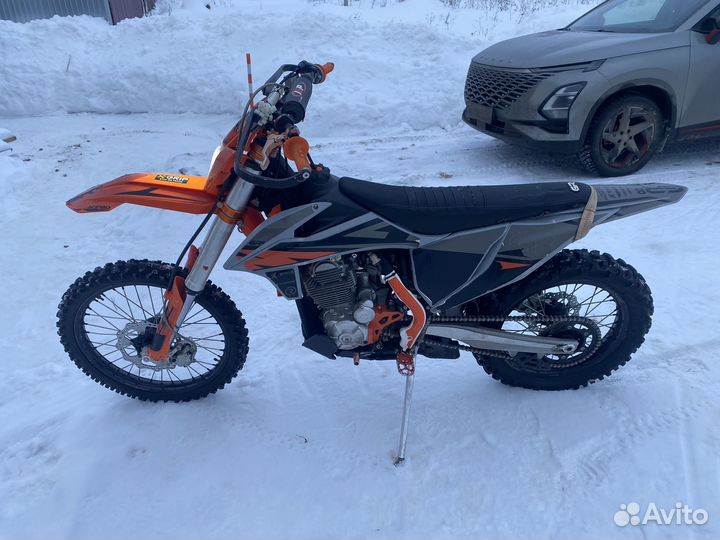 Мотоцикл GR8 F300A (4T PR300 балансир) Enduro