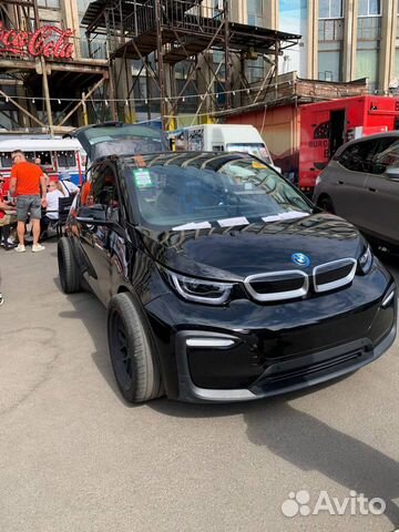 BMW i3 0.6 AT, 2017, 75 300 км с пробегом, цена 2550000 руб.