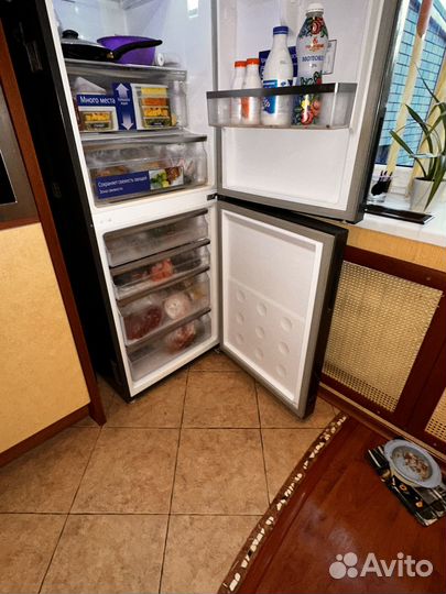 Продам холодильник Samsung