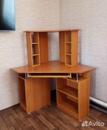 Компьютерный стол бу