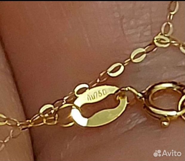 Золотое колье с жемчугом