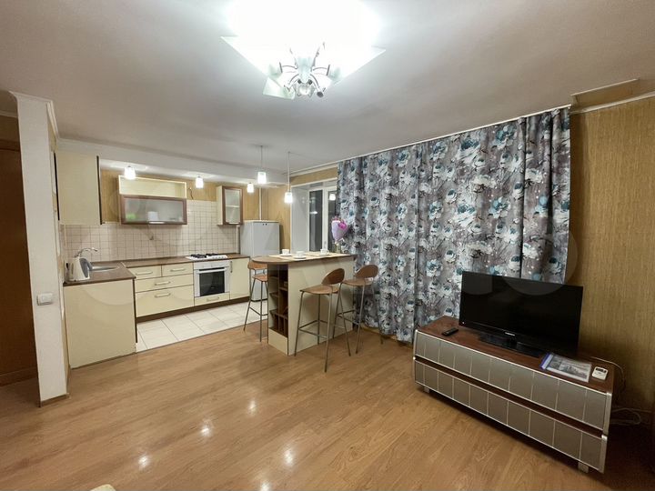 2-к. квартира, 45 м², 6/9 эт.