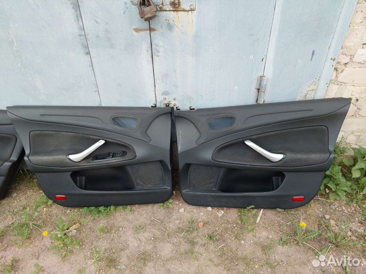 Комплект дверных карт Ford Mondeo 4