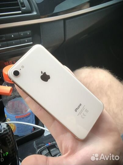 iPhone 8, 64 ГБ