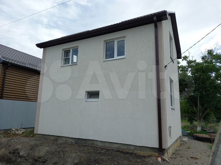 Дом 53 м² на участке 7,7 сот.