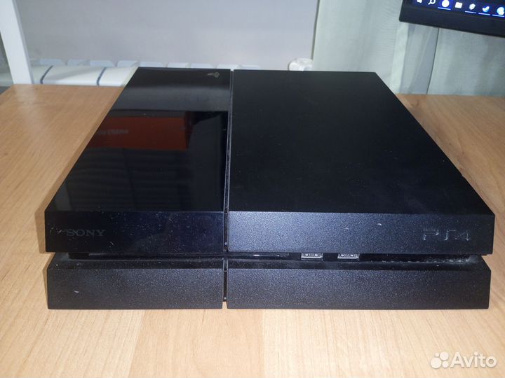 Sony PS4 fat