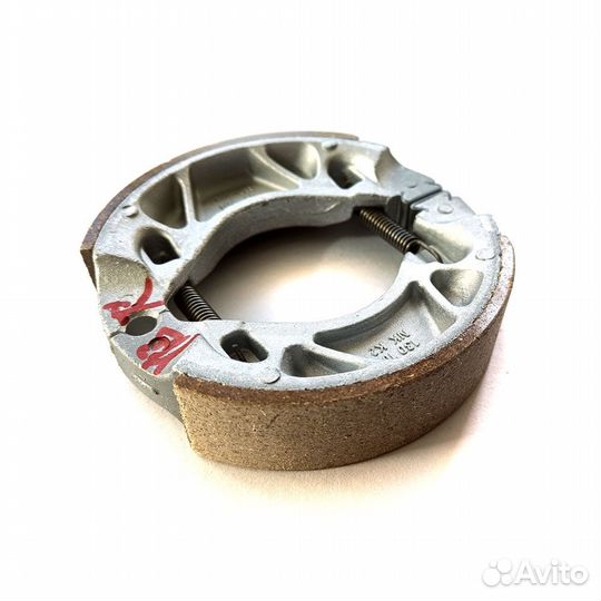 Колодки тормозные зад Xinhongyi для Yamaha YBR125