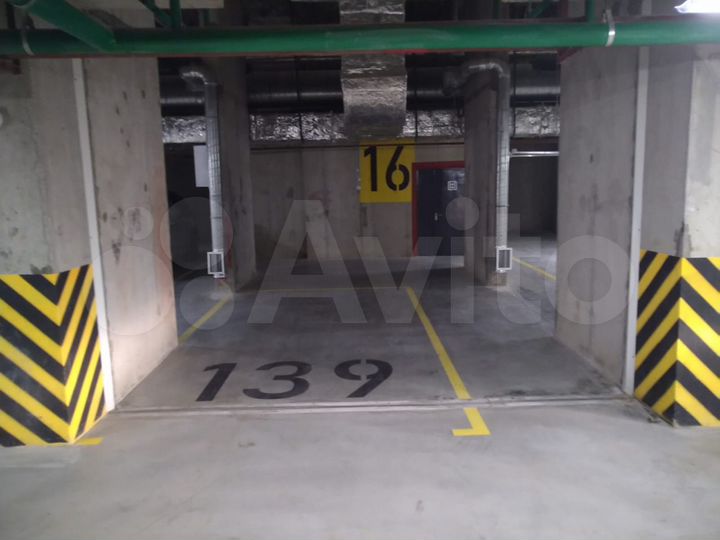 Машиноместо, 20 м²