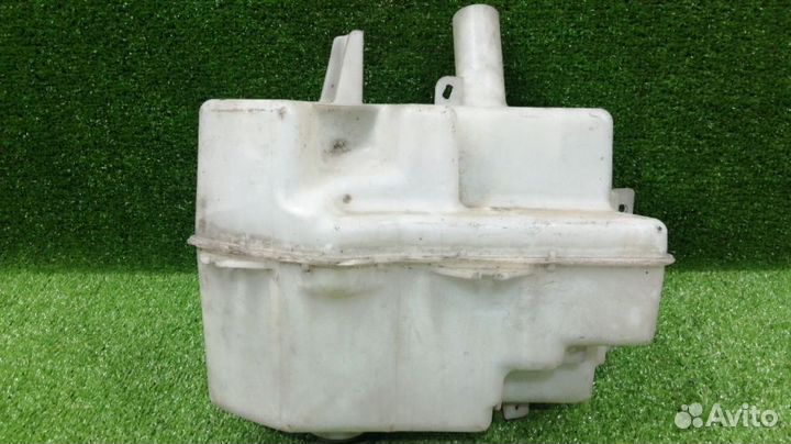 Бачок омывателя Infiniti G35s