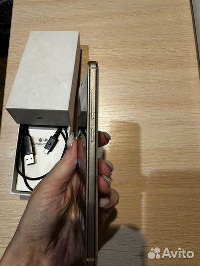 Xiaomi Redmi 4 PRO, 3/32 ГБ