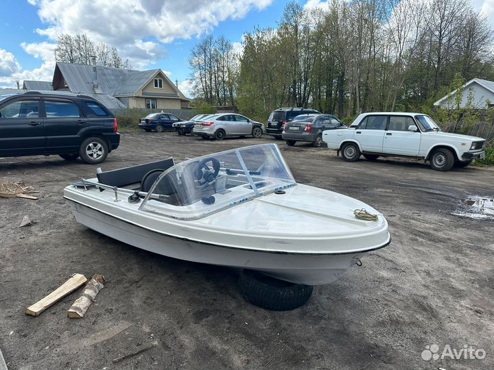 Моторная лодка