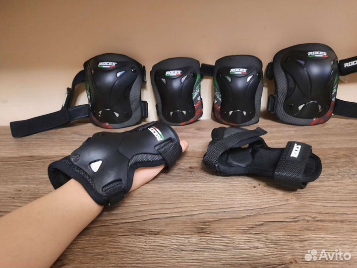 Защита спортивная Roces для детей, размер М