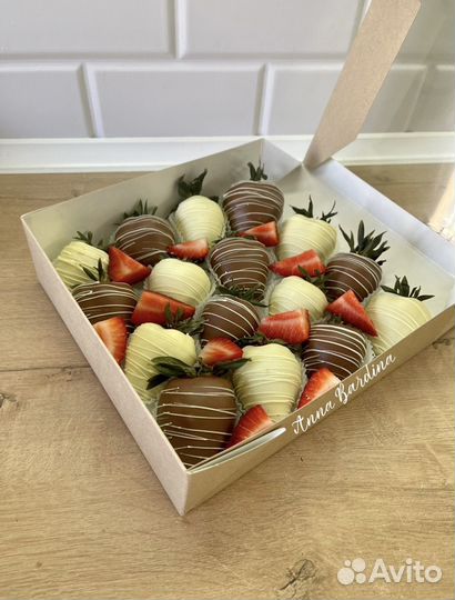 Наборы клубники в шоколаде