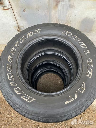 Bridgestone Dueler A/T 245/70 R16