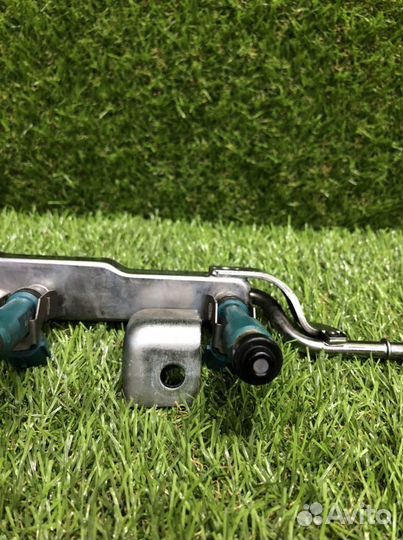 Топливная рампа с форсунками Mazda3 1.6 Z6