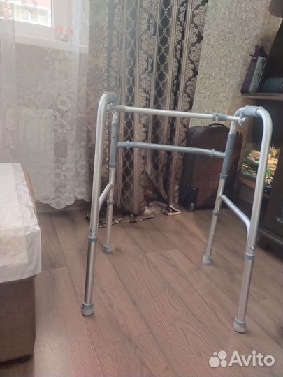 Ходунки для взрослых