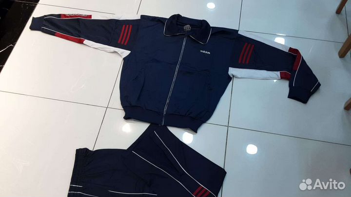 Спортивный костюм adidas из 90 х