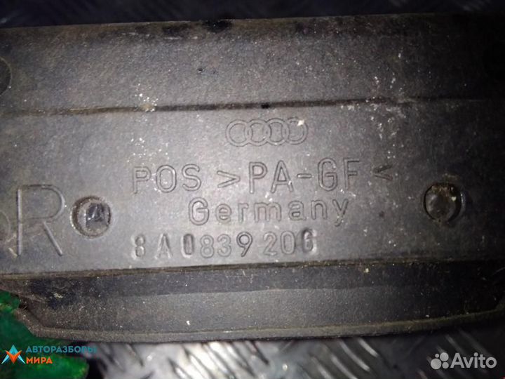 Ручка наружная задняя правая Audi 80 8C/B4 1992