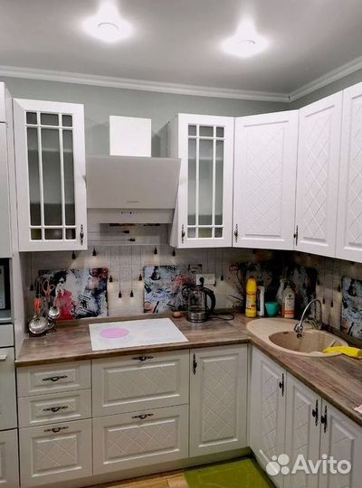 Кухонный гарнитур угловой